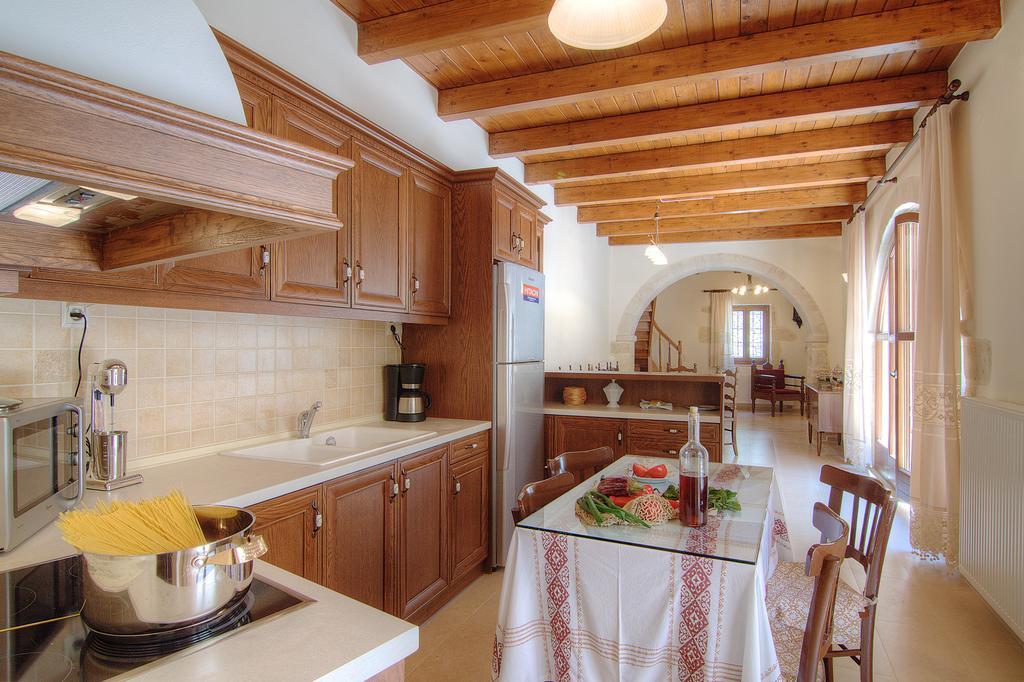 Askoutsi Manor, A Natural Tranquil Retreat, By Thinkvilla Agios Ioannis  Экстерьер фото